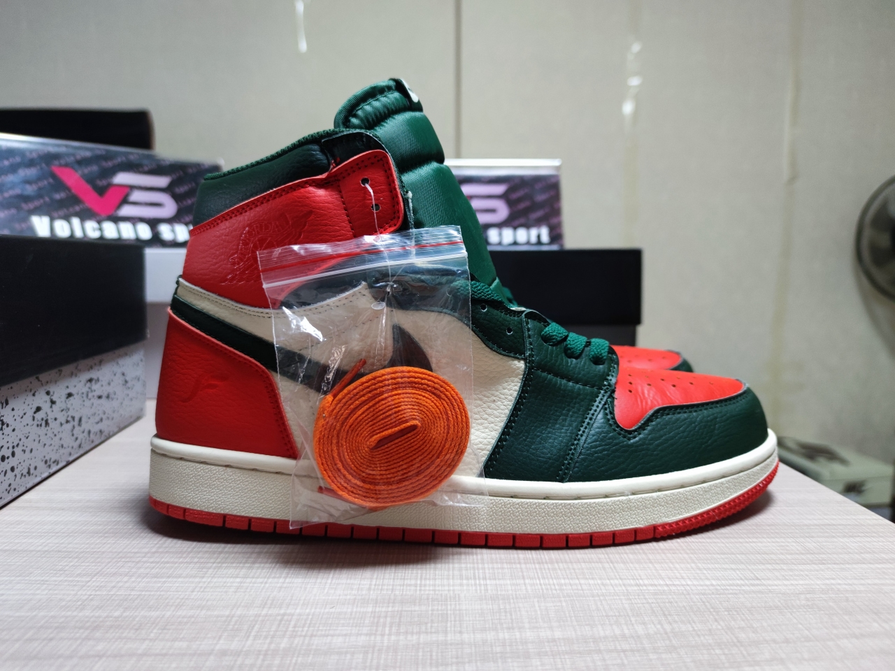 SoleFly x Jordan 1 Retro High OG AV3905 138