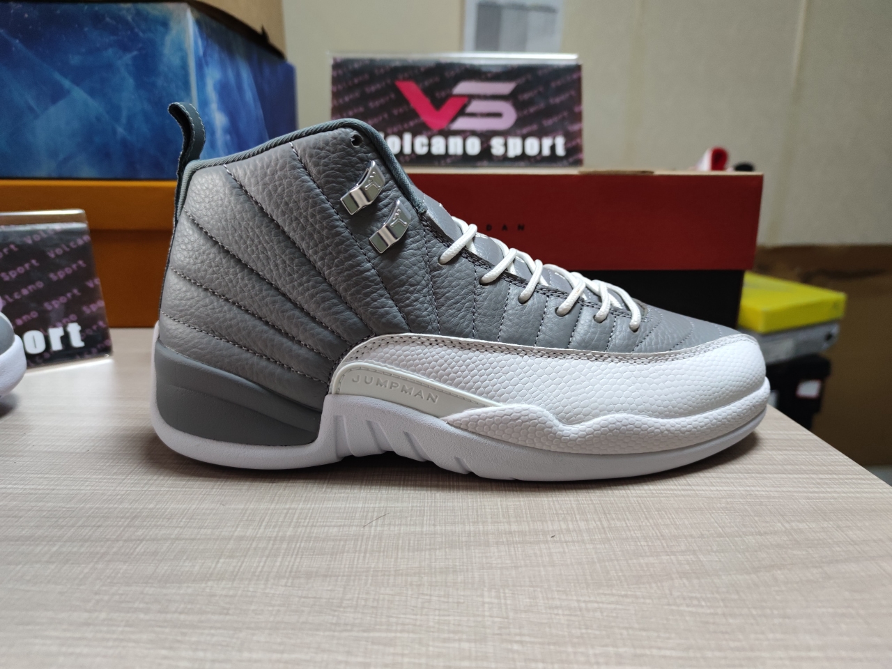 Jordan 12 Retro Stealth CT8013-015