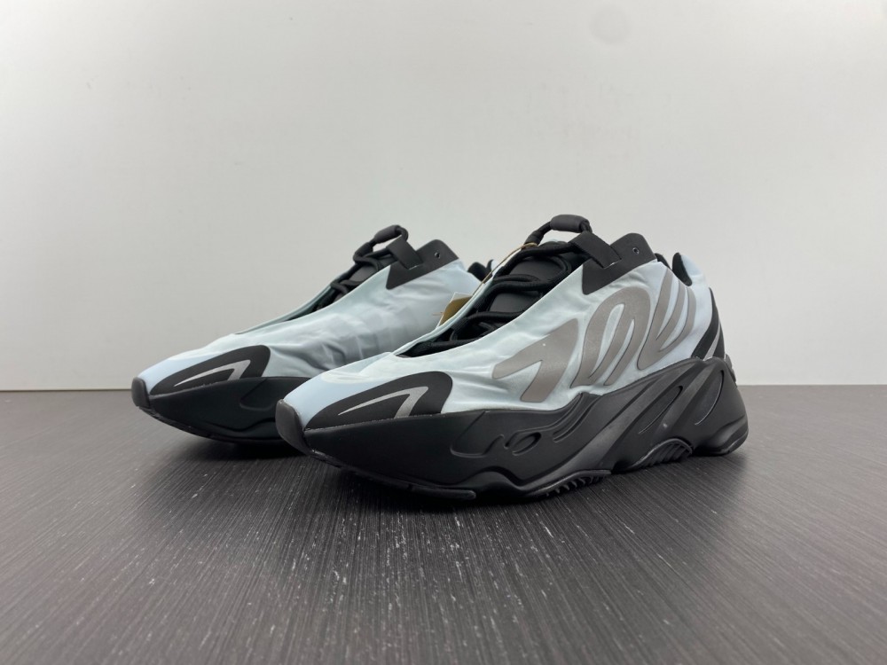 adidas Yeezy Boost 700 MNVNBlue Tint GZ0711