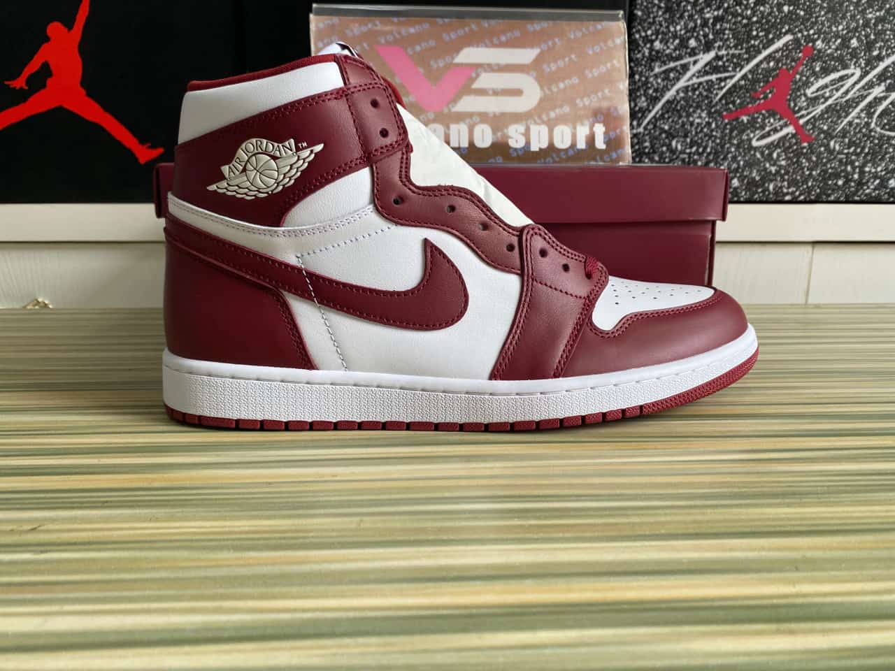 Jordan 1 Retro High OG Artisanal Team Red DZ5485-160