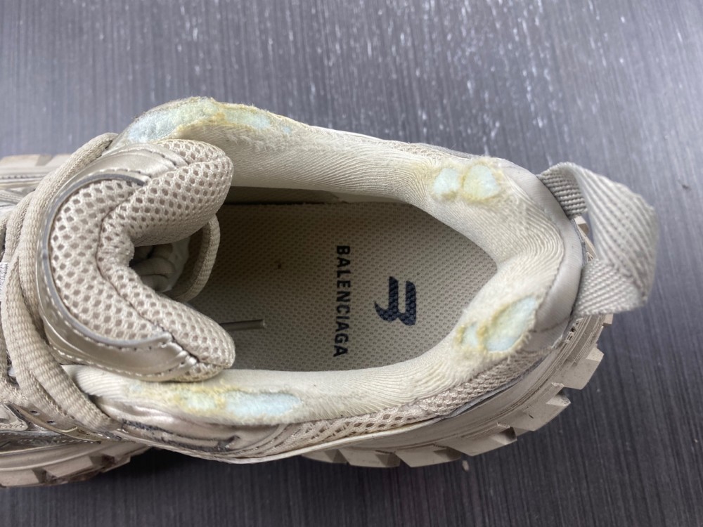 Balenciaga._Balenciaga Defender Rubber Platform Sneakers