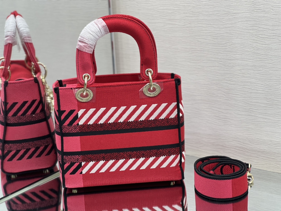Dior LADY 9027 24x20x11cm