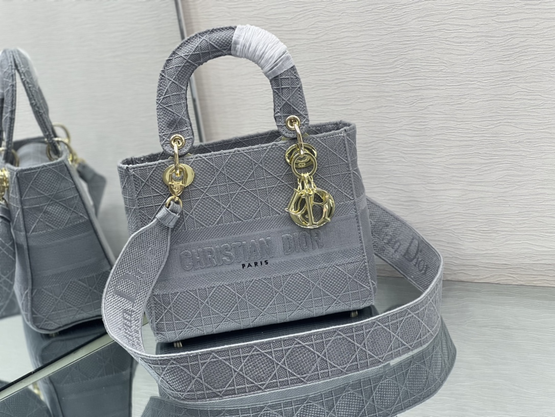 Dior LADY 9027(10) 24x20x11cm