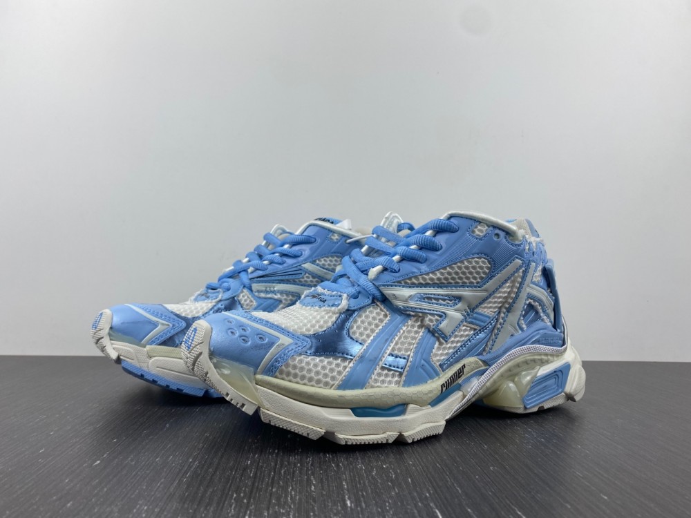 Balenciaga Women's Blue and White Trainers