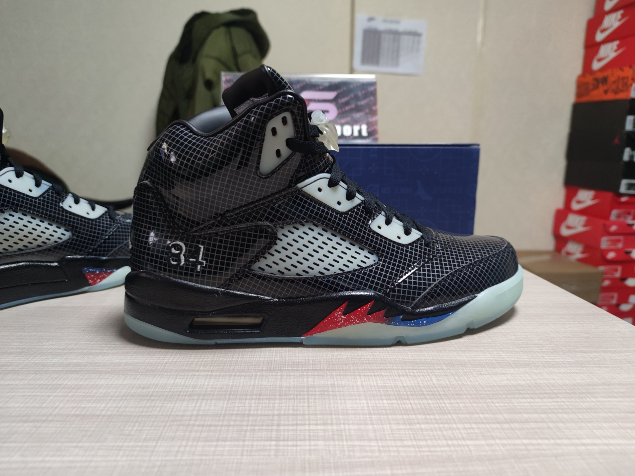 Jordan 5 Retro Transformers Black plaid 752667