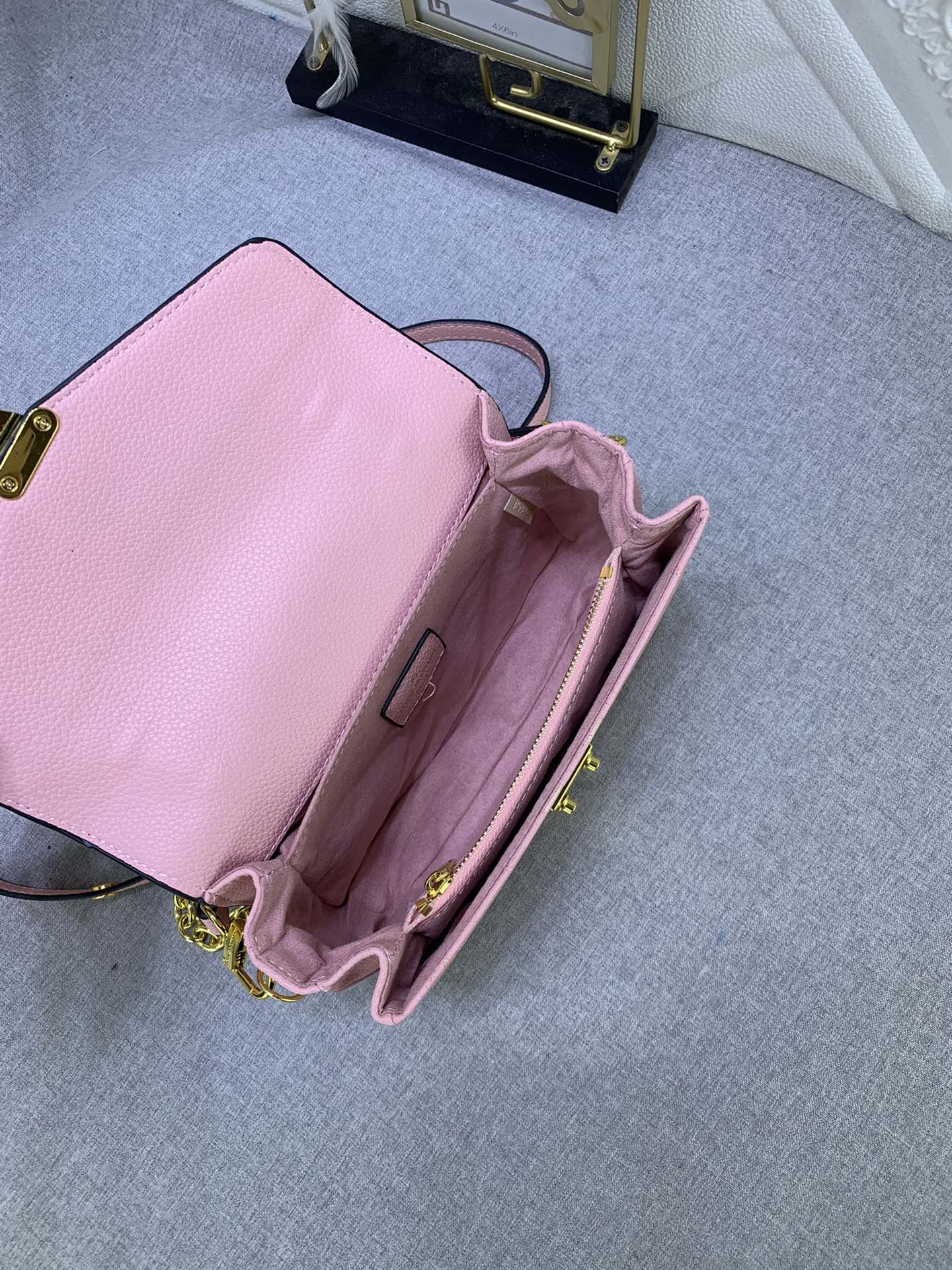 Louis Vuitton Pochette Métis East West M46279 (4) 21.5 x 13.5 x 6.0cm
