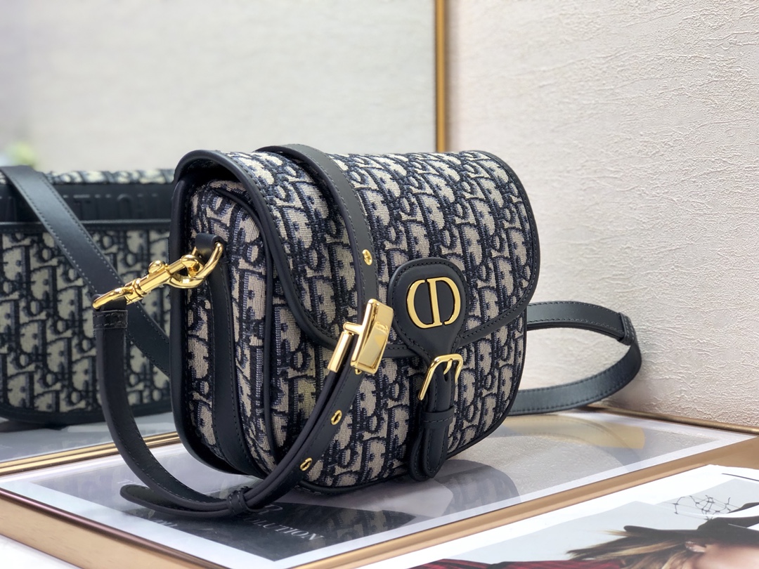 Dior Bobby 2170 22cm