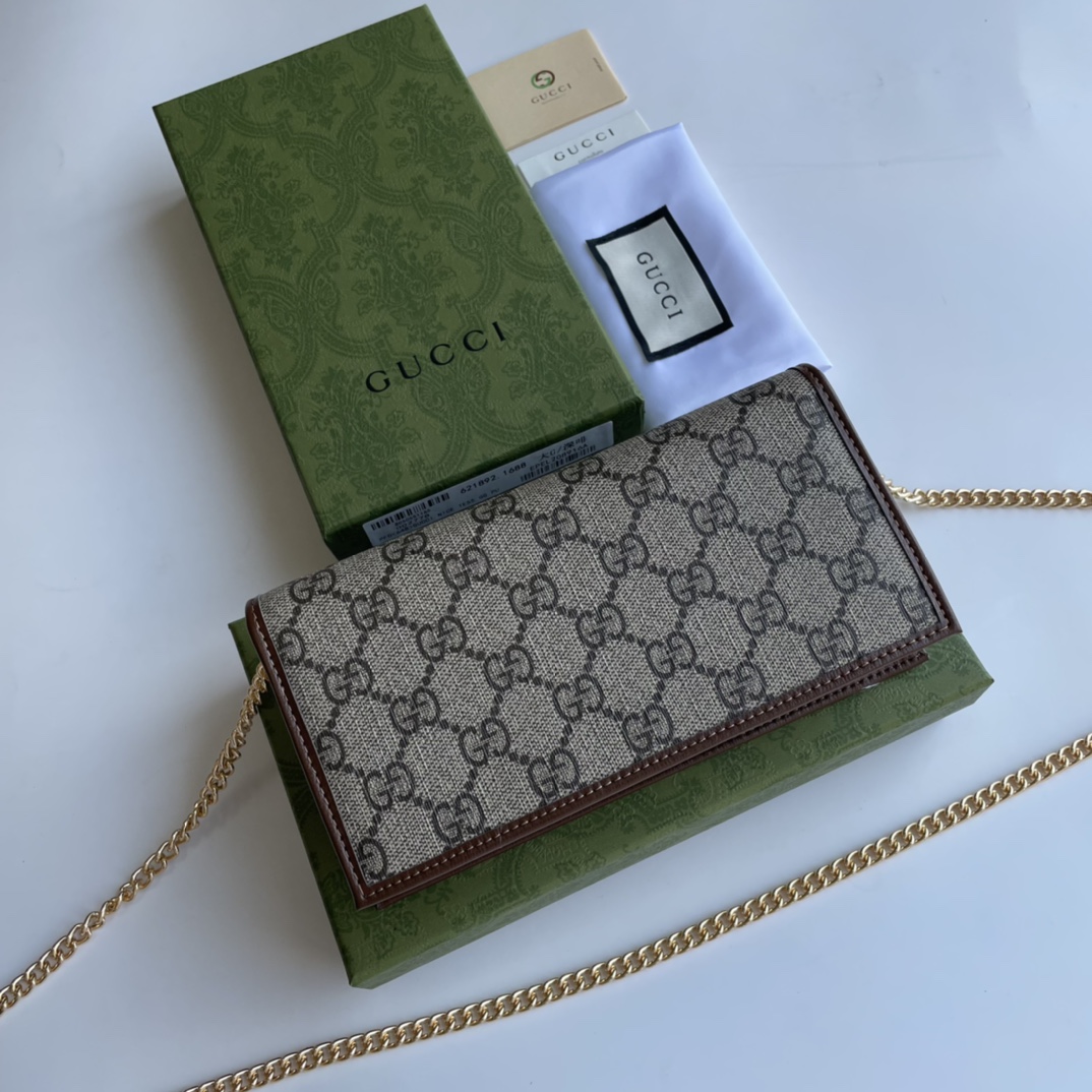 GUCCI 621892 19x10x4cm