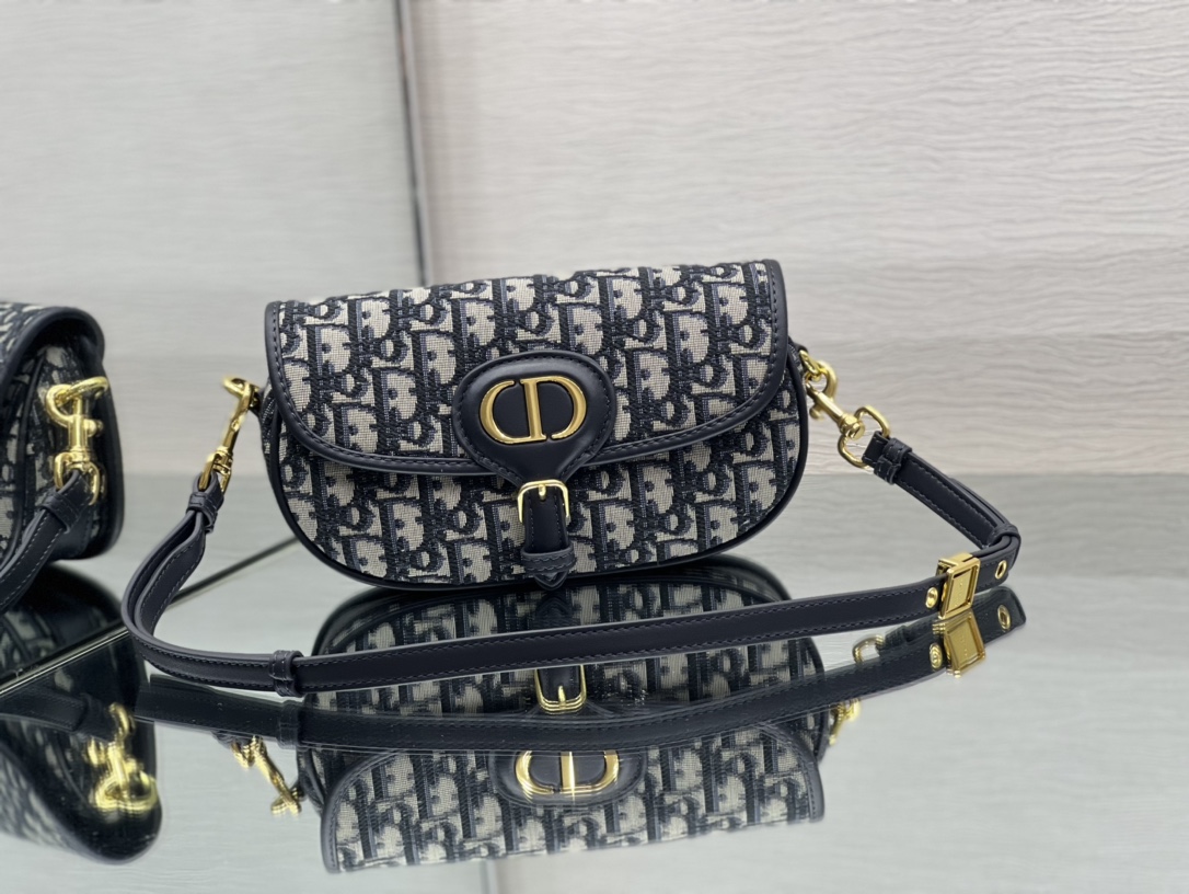 Dior Bobby 9327 (8) 21*5*12cm