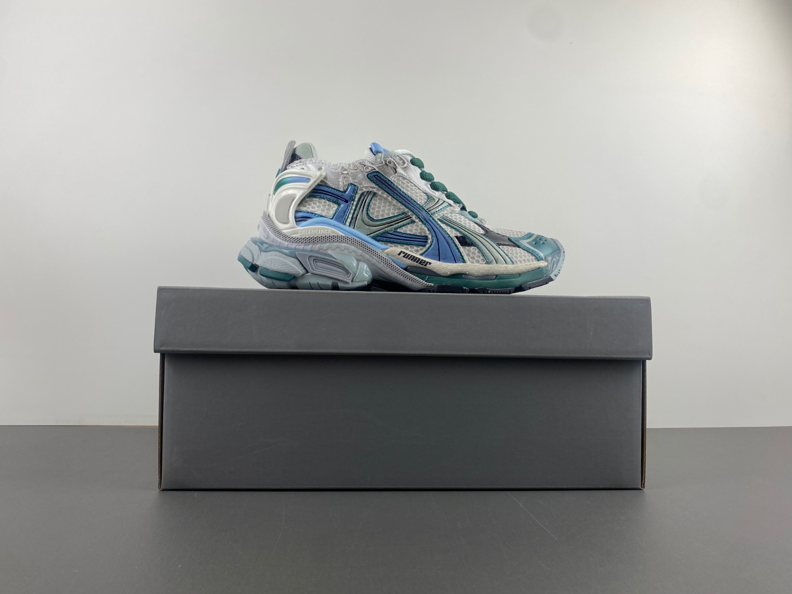 Balenciaga Runner White Green Blue 772774W3RMU9034