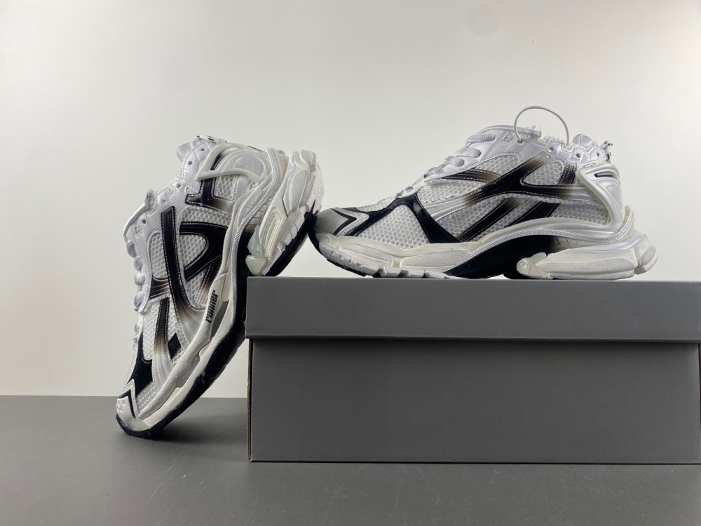 Balenciaga 772774-WRUNG-9010