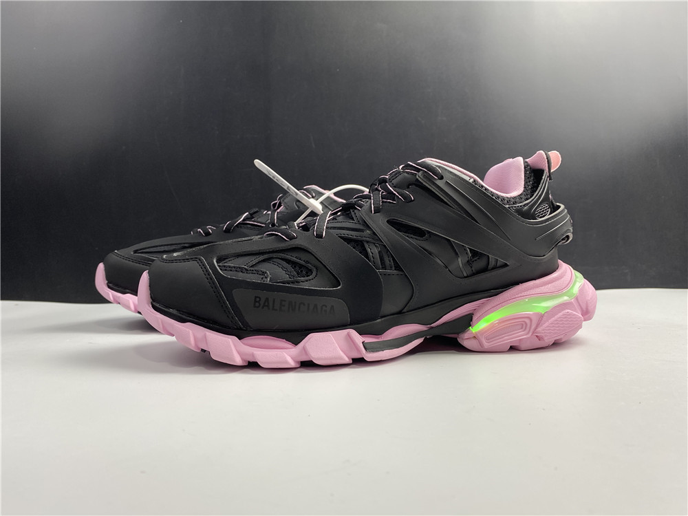 Balenciaga Track Low-top Sneakers In Black - Pink