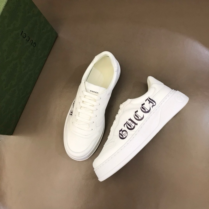 Gucci GG embossed sneakers White