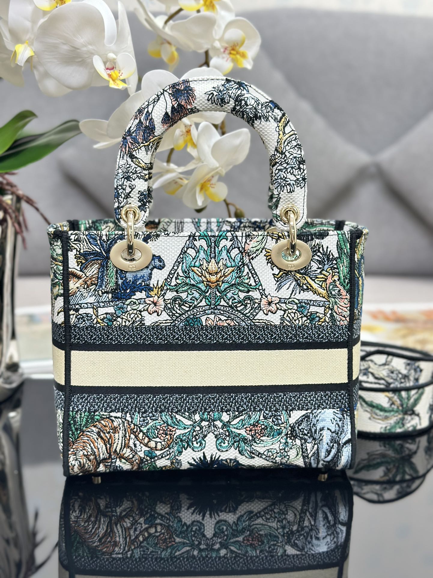 Dior Lady D-Lite M0565 (4) 24 x 20 x 11cm