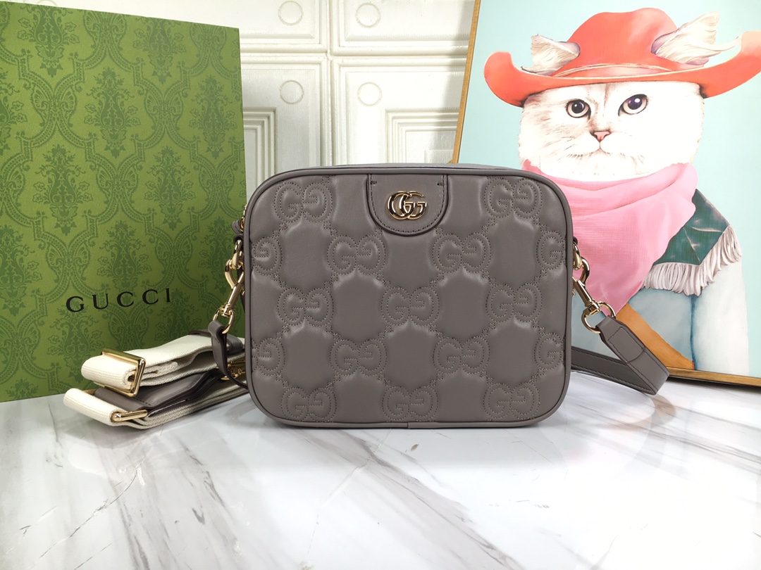 Gucci 702234 21.5X17X7.5cm