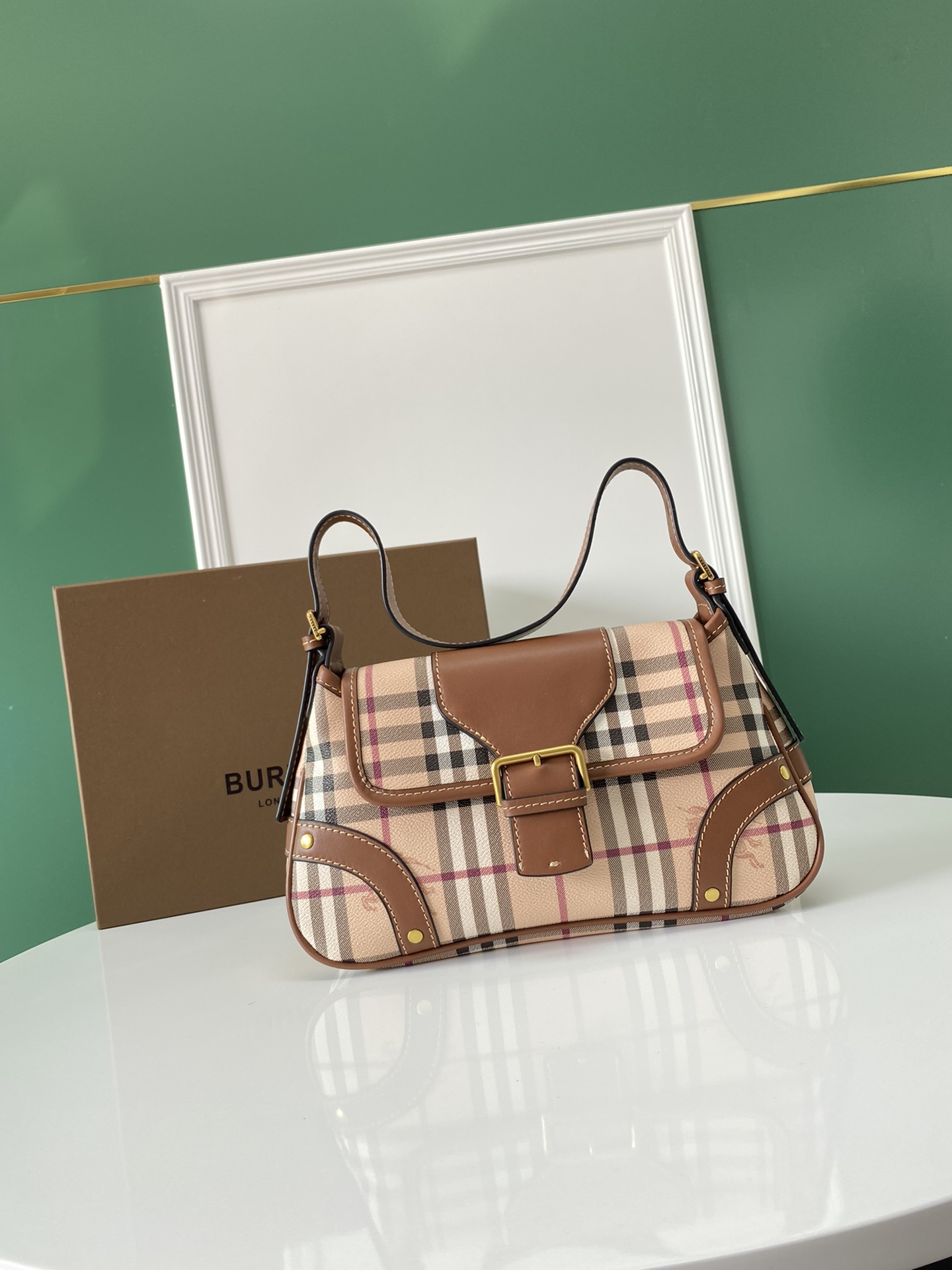 Burberry 116643 29x9x17cm
