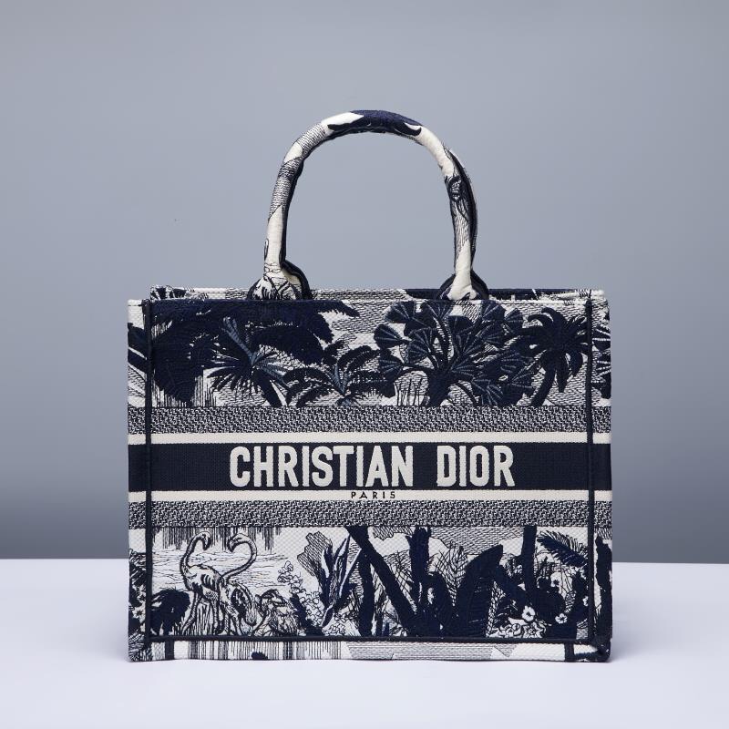 Dior Book Tote 1296(16) 36.5x 28x 17.5cm