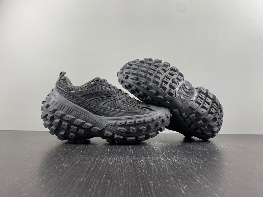 Balenciaga 685613-W2RA6 3000