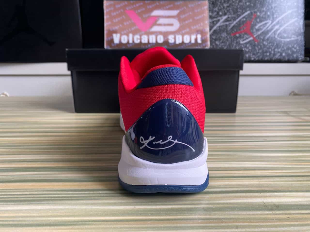 Kobe 5 United We Rise 386429-105