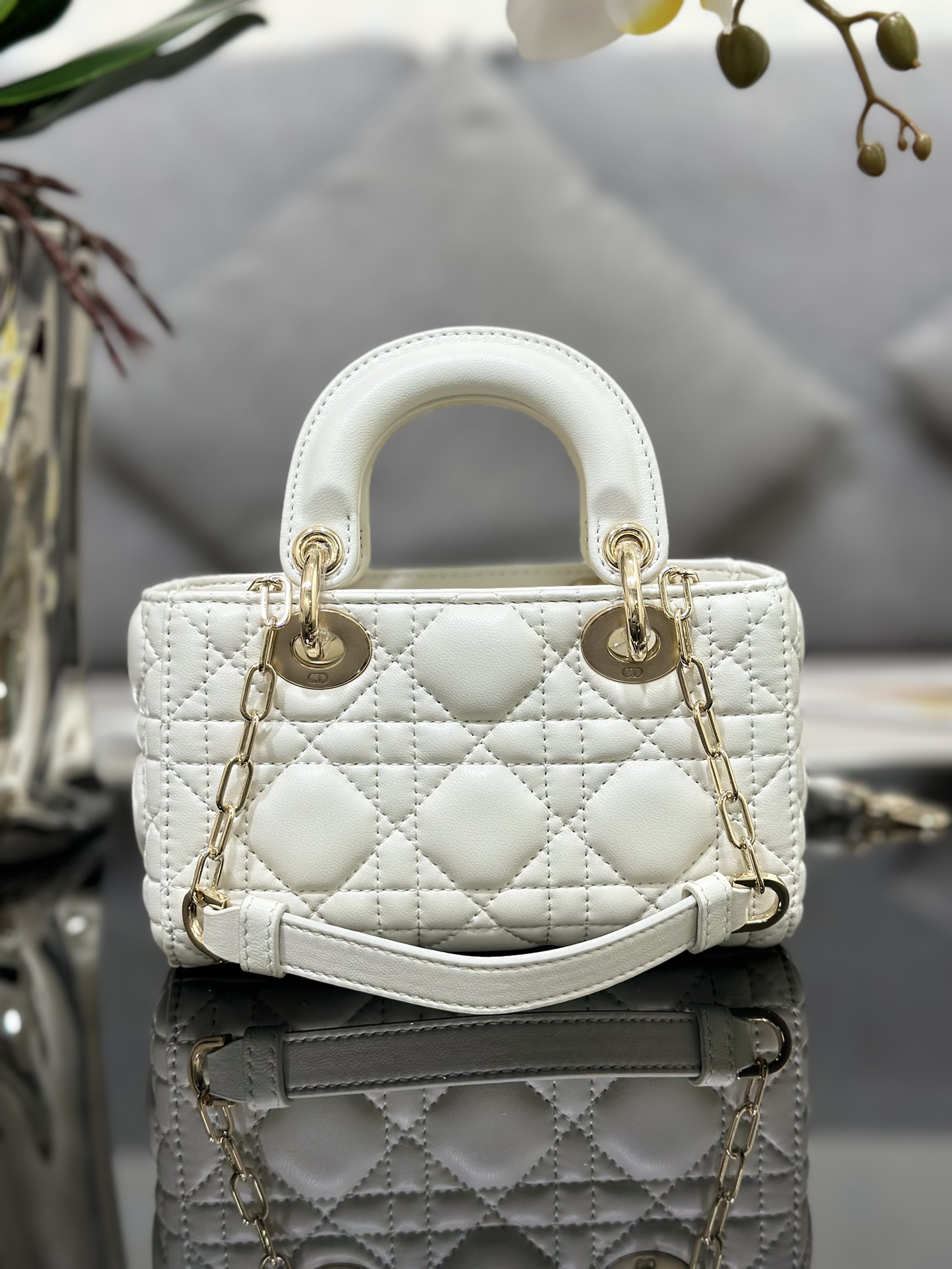 Dior Lady S0910 (2) 16 x 9 x 5 cm