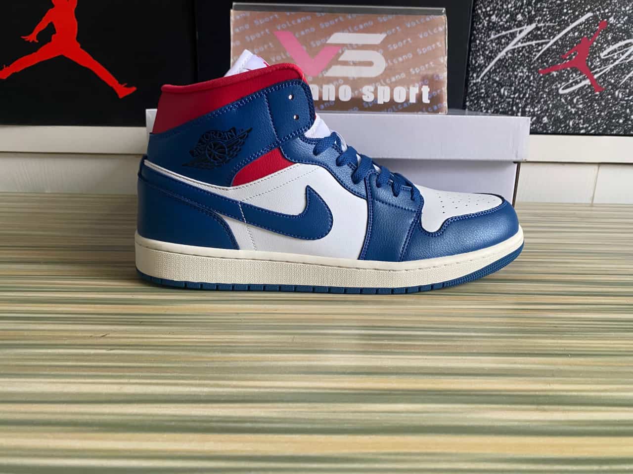 Jordan 1 Mid French Blue Gym Red BQ6472-146