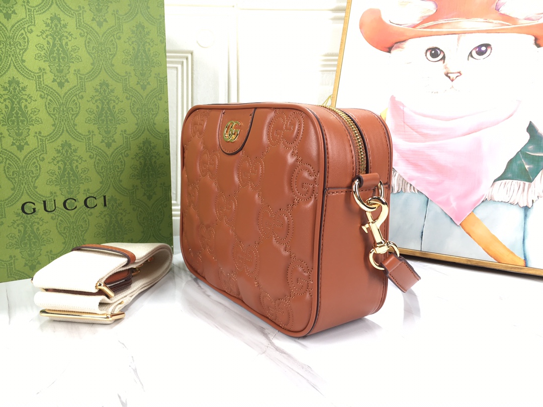 Gucci 702234 21.5X17X7.5cm
