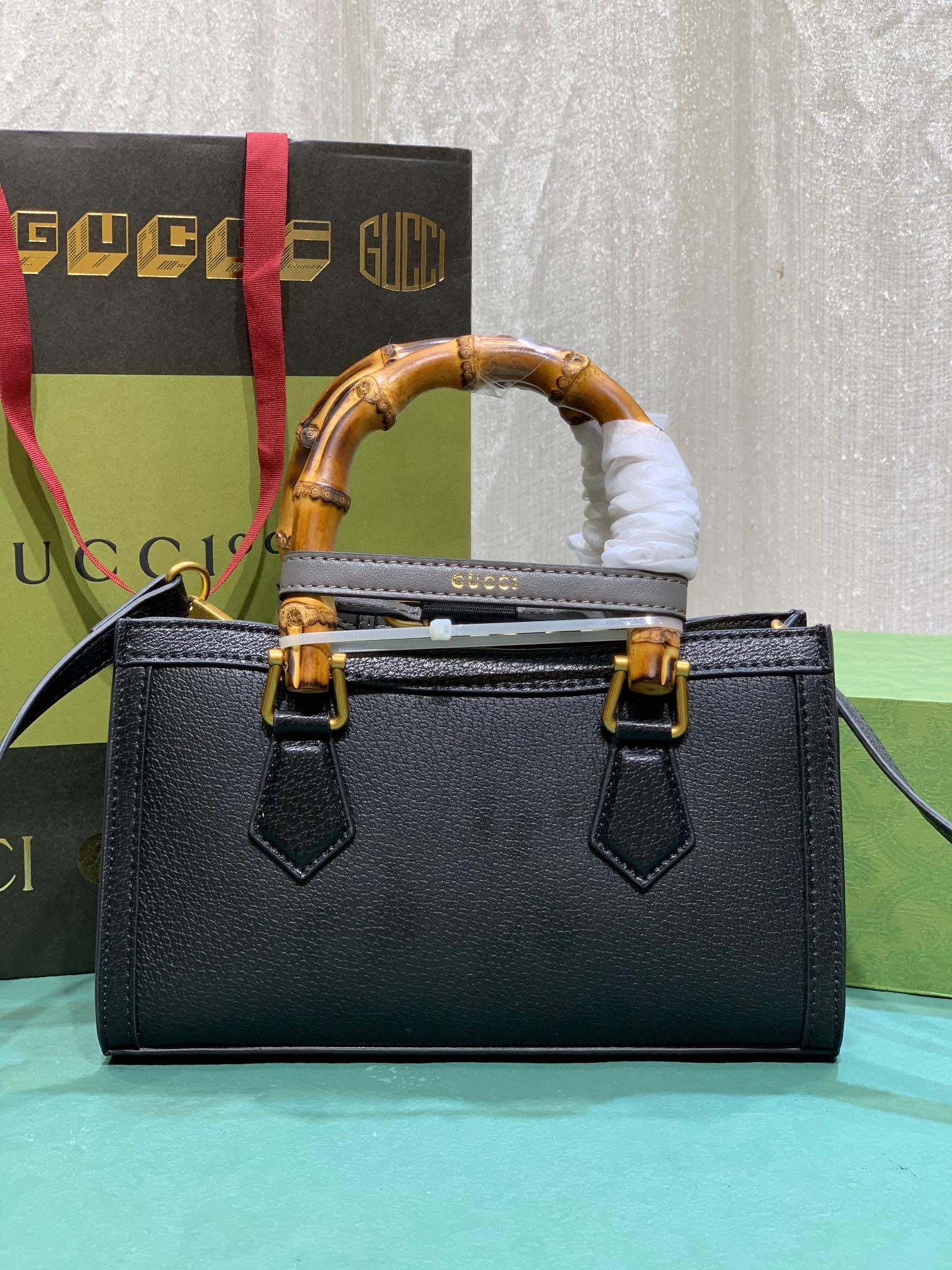 Gucc Diana 735153 27*15.5*11cm