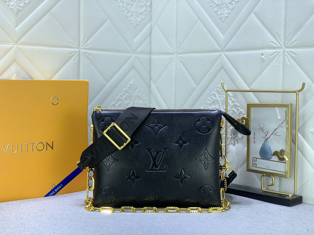 Louis Vuitton  Mini Soft Trunk M22398 (5) 18.5 x 13.0 x 8.0cm