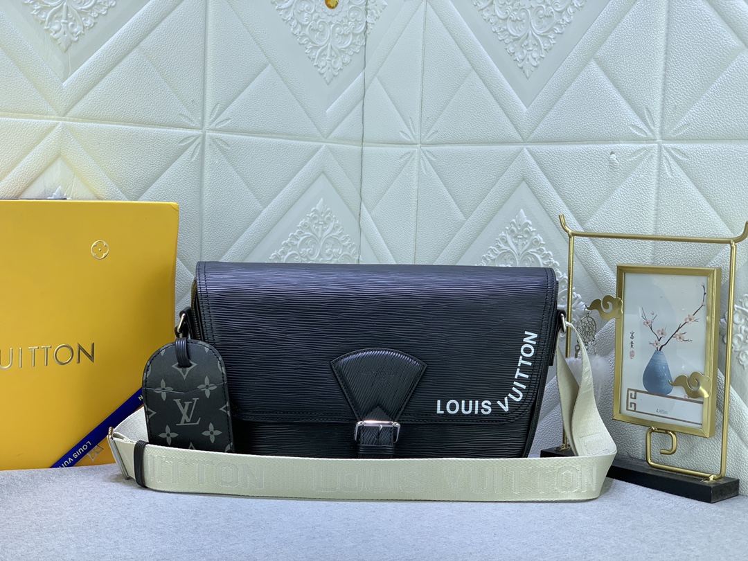 Louis Vuitton M23097 34 x 19 x 11cm