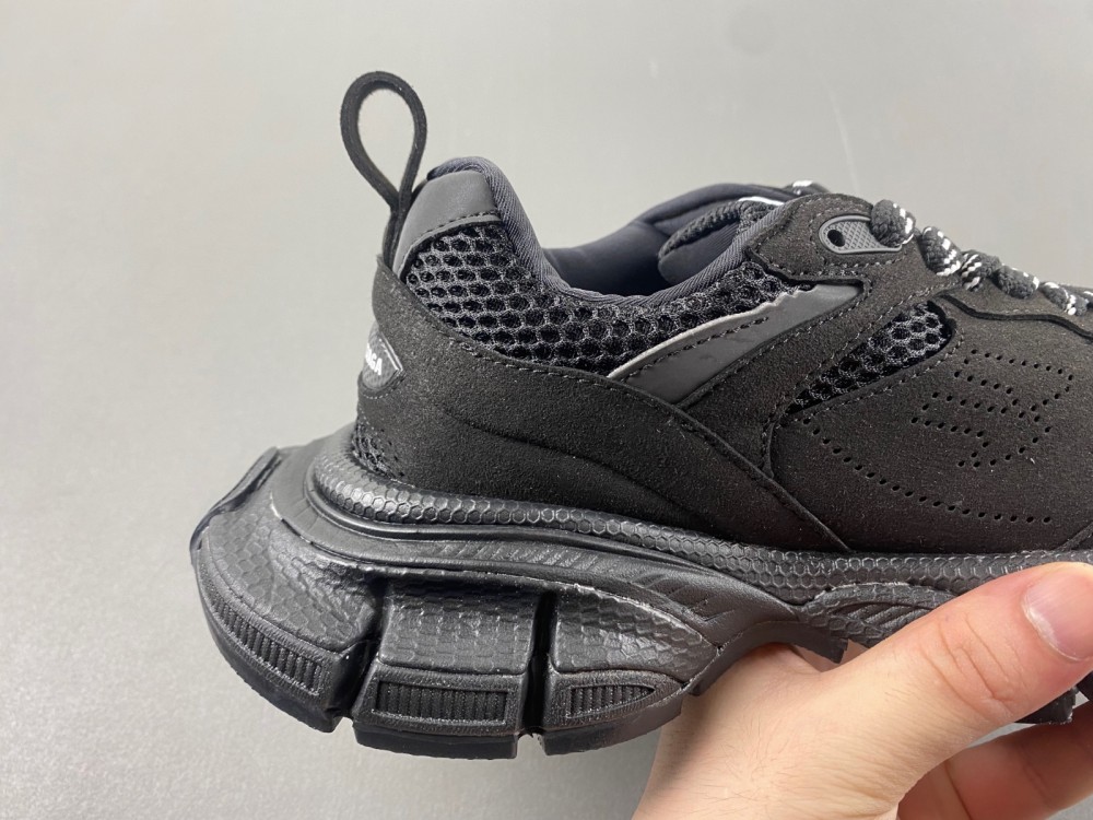 Balenciaga 3XL 759693 W3XLH 0211