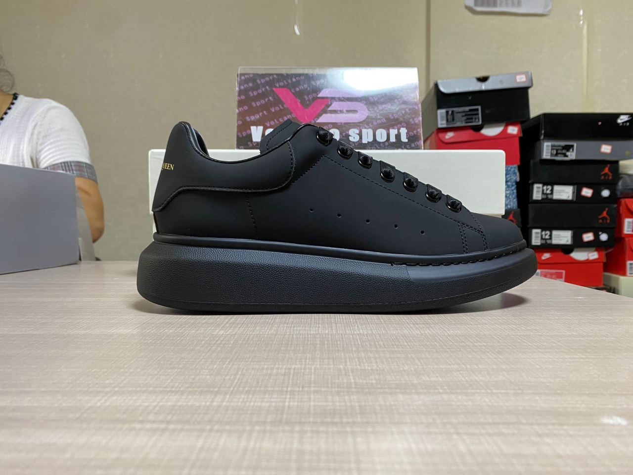 Alexander McQueen Oversized Black