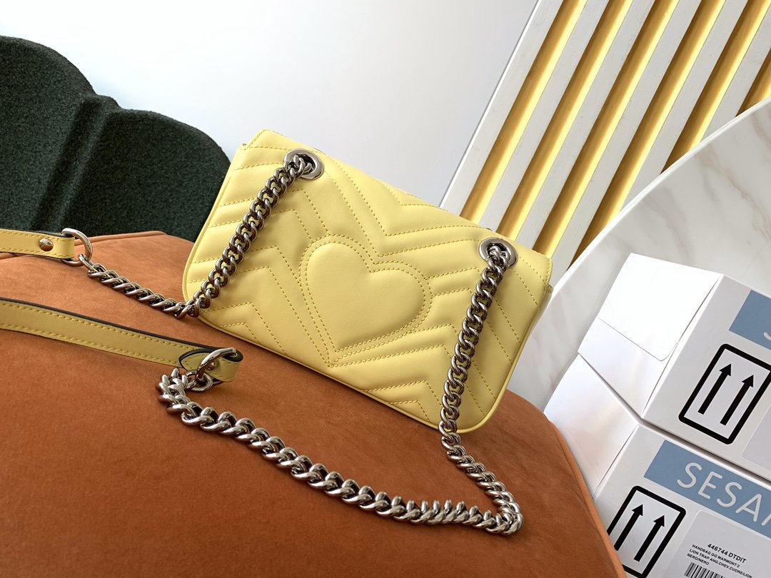 GUCCI Marmont 446744 22x13x6cm