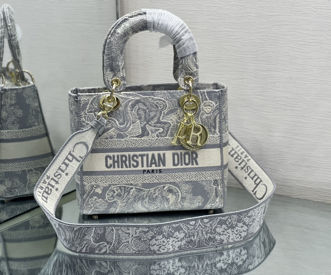 Dior LADY 9027(12) 24x20x11cm