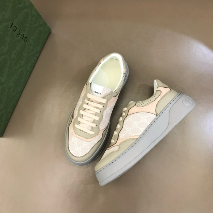 Gucci GG embossed sneakers Brown Gray