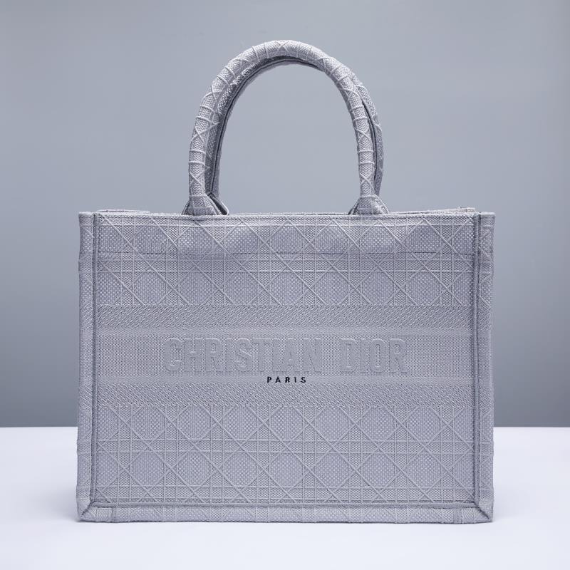 Dior Book Tote 1296(28) 36.5x 28x 17.5cm