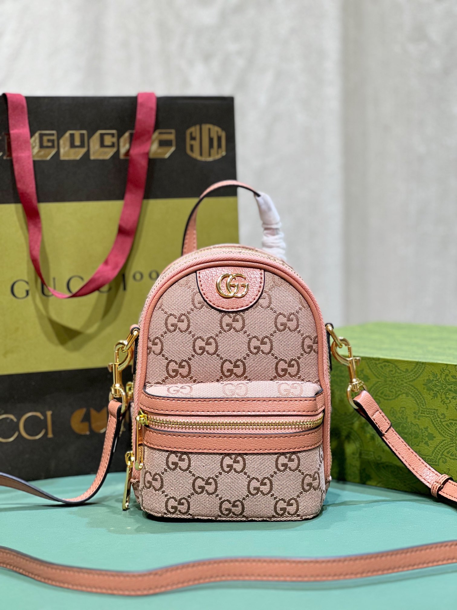 Gucci 739701 14x19x12