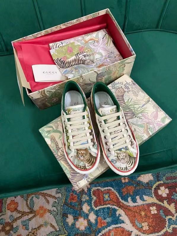 Gucci Tennis 1977 sneaker Mix color