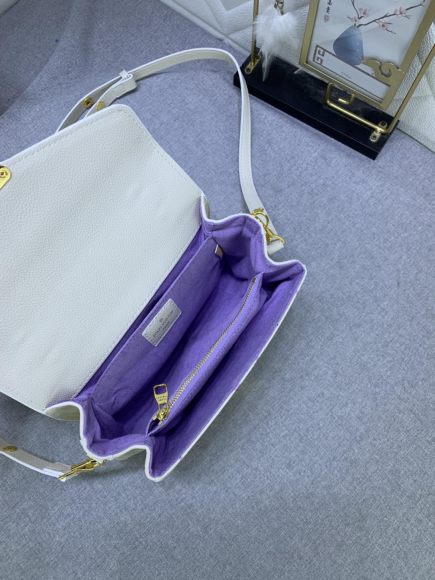Louis Vuitton Pochette Métis East West M46279 (3) 21.5 x 13.5 x 6.0cm