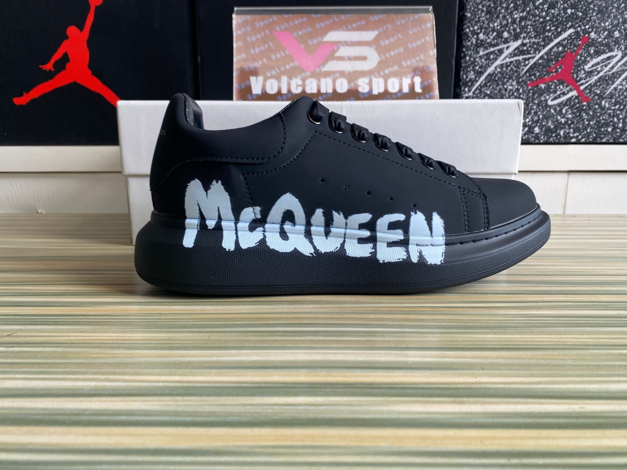 Alexander McQueen Trainers Black