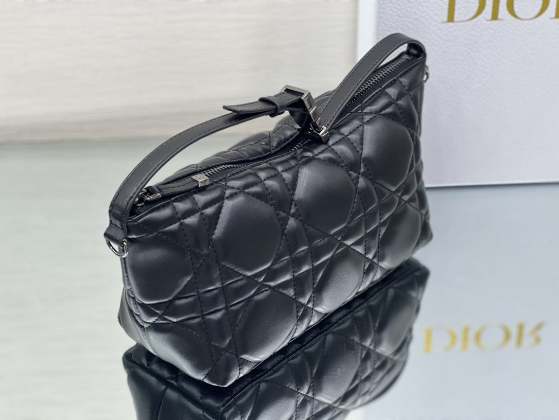 DIOR TRAVEL NOMAD 57704 (2) 15 x 10 x 8cm