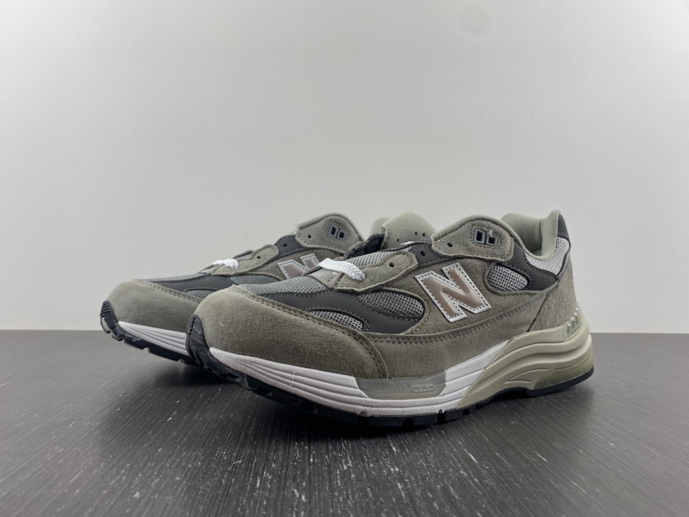 New Balance 992 Grey