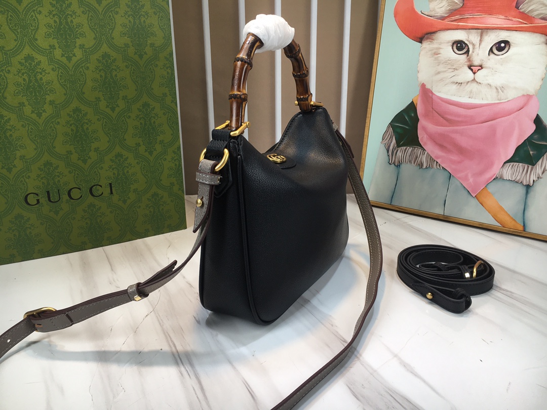Gucci Diana 746251 24x15x5cm