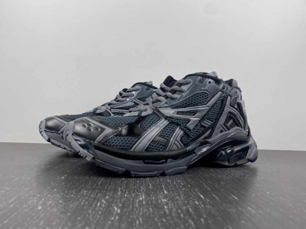 BALENCIAGA -Runner 677403 W3RBR 151547