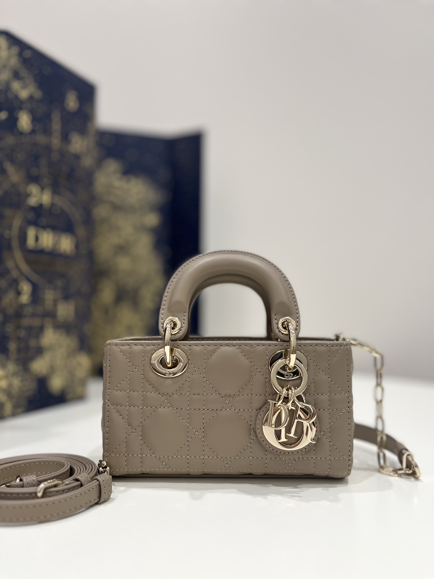 Dior-joy Micro Mini 16*5*9cm