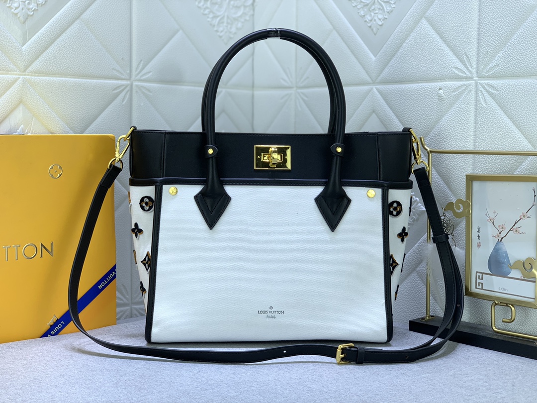 Louis Vuitton On My Side M59842 (2) 30.5 x 24.5 x 14cm