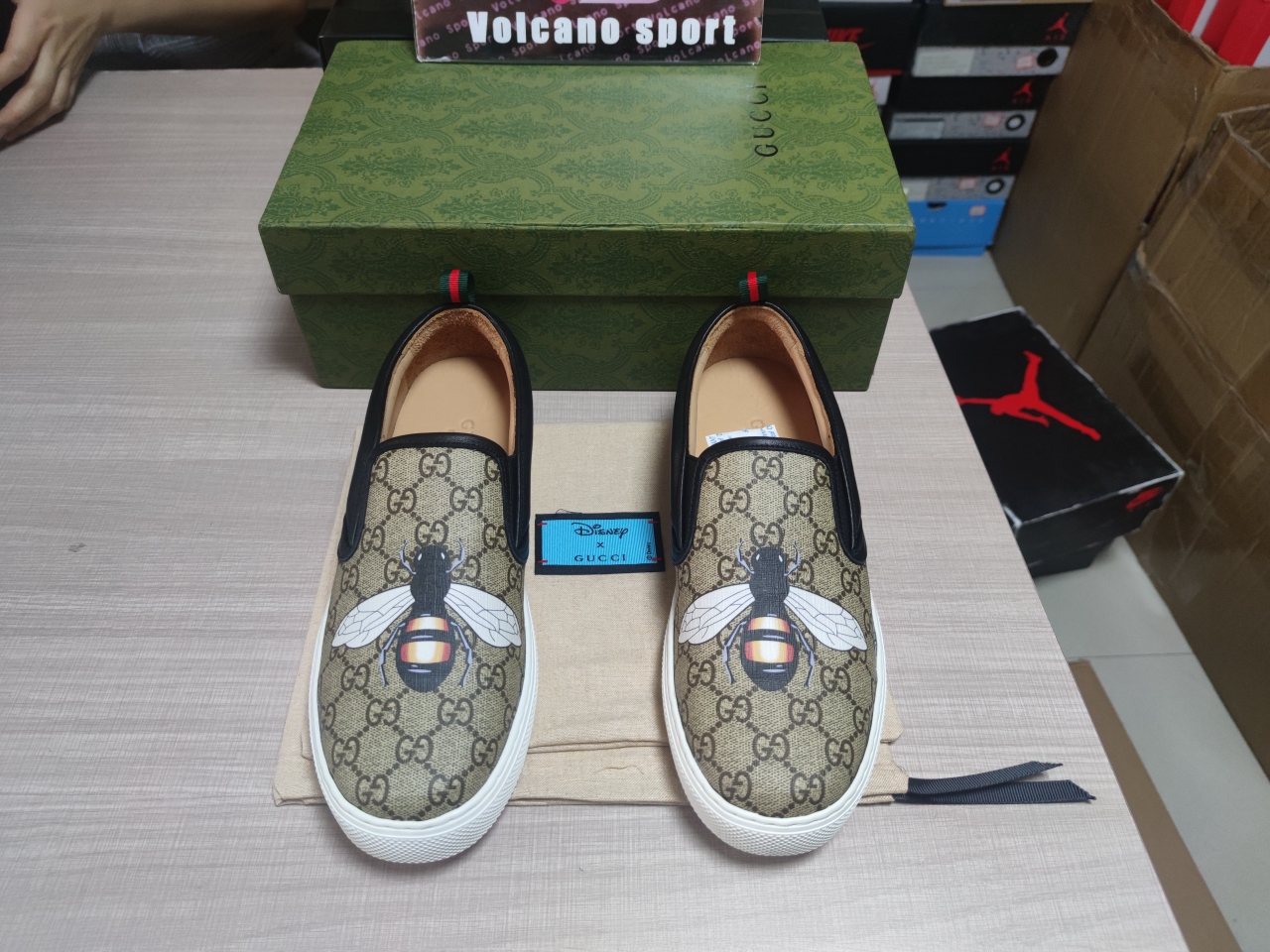 GUCCI SUPER BEE