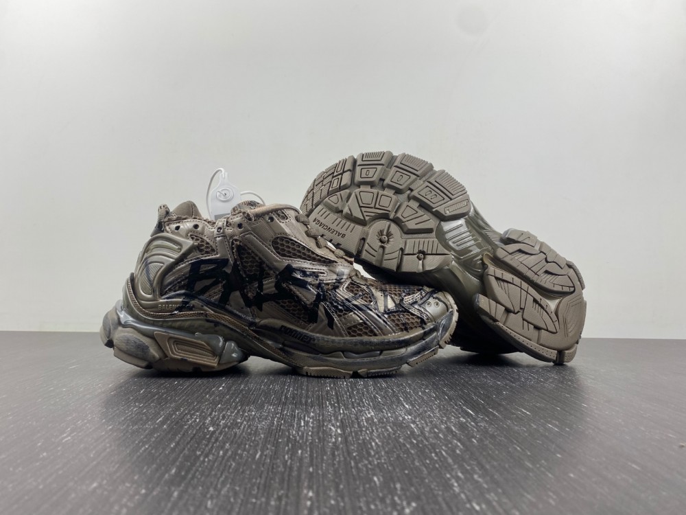 Balenciaga 677403-W3RBQ-2010