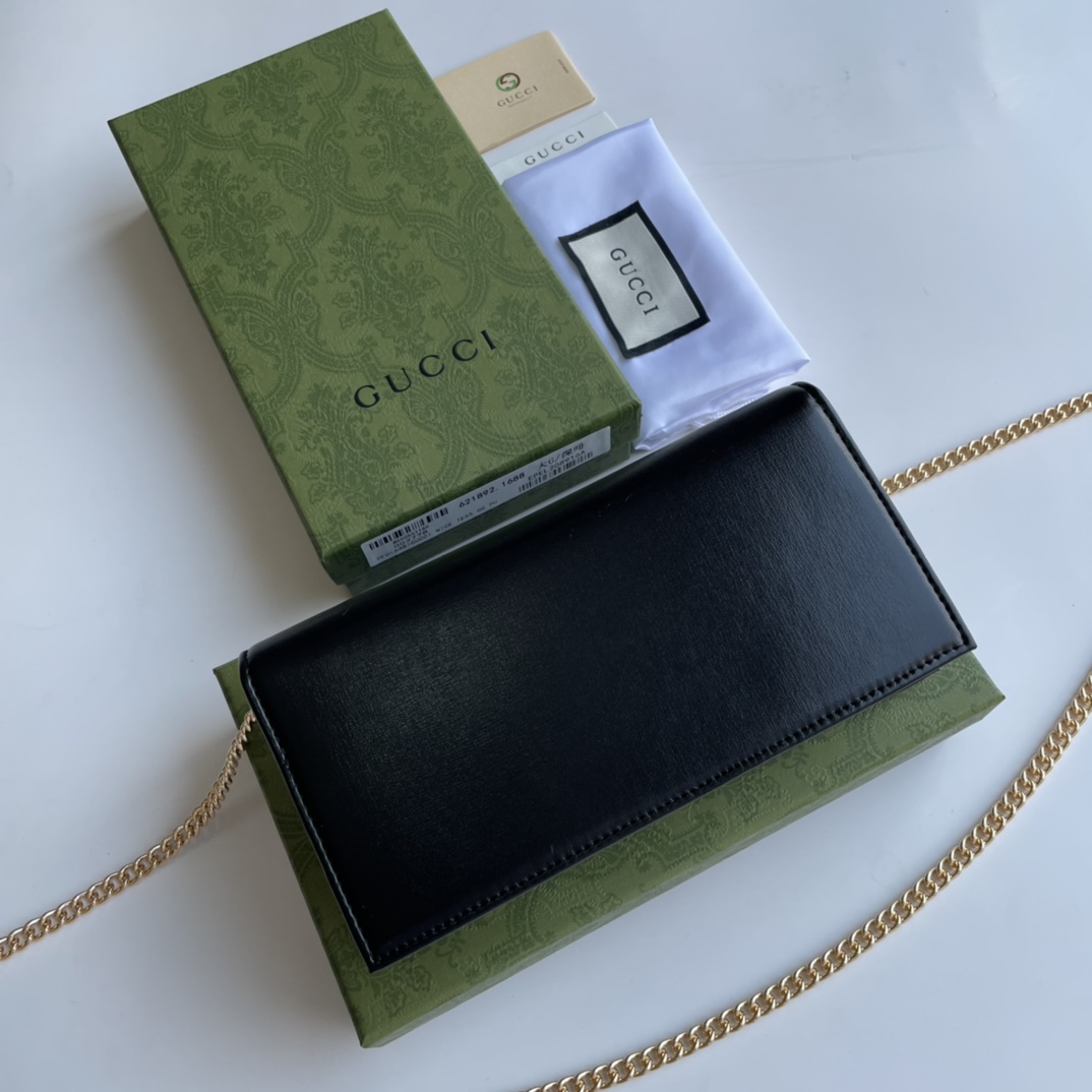 GUCCI 621892 19x10x4cm