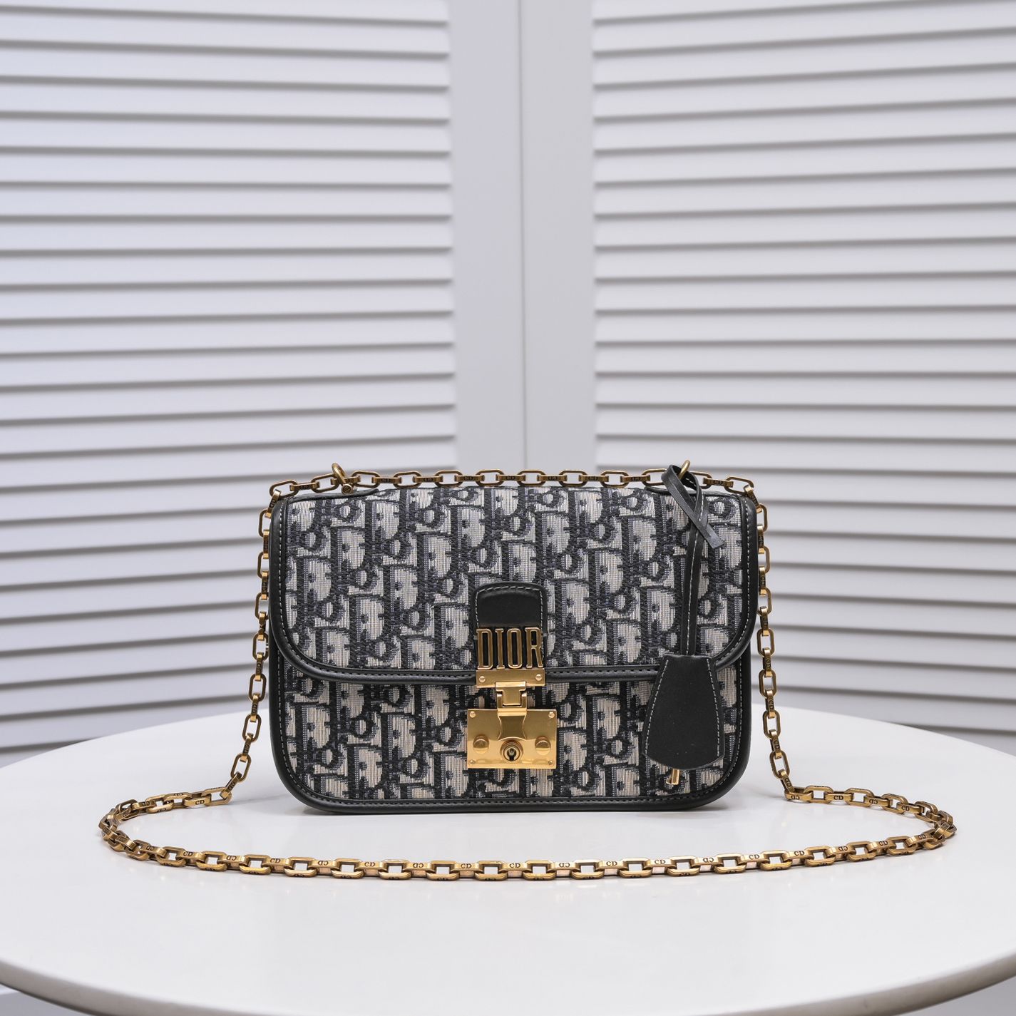 DIOR OBLIQUE 9902 24*16*8cm