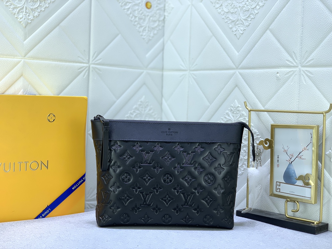 Louis Vuitton pochette voyage souple M82545 (3) 32 x 21 x 8cm